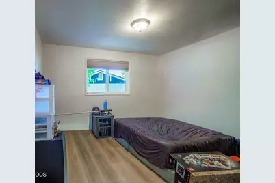609 E Archwood Drive, Eagle Point, OR 97524 - Photo 10
