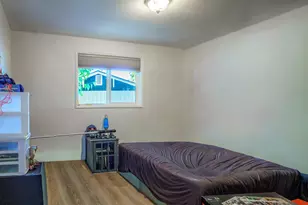609 E Archwood Dr, Eagle Point, OR 97524 - Photo 10