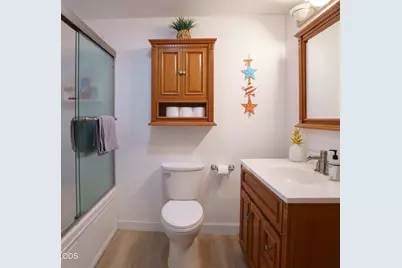 609 E Archwood Drive, Eagle Point, OR 97524 - Photo 12
