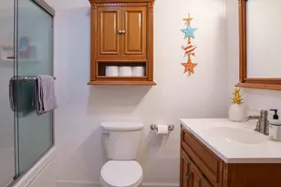 609 E Archwood Dr, Eagle Point, OR 97524 - Photo 12