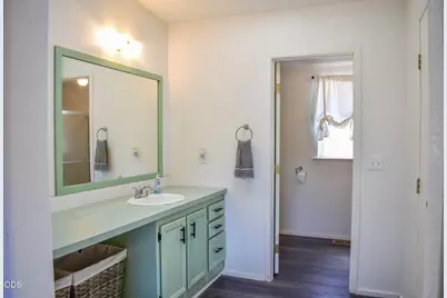 1956 Worthington Road, Eagle Point, OR 97524 - Photo 16