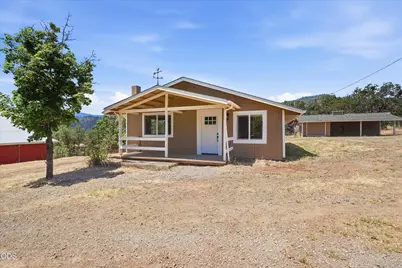 8960 N Applegate Road, Grants Pass, OR 97527 - Photo 1