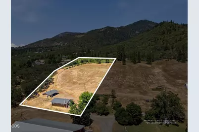 8960 N Applegate Road, Grants Pass, OR 97527 - Photo 30