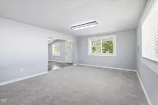 8960 N Applegate Rd, Grants Pass, OR 97527 - Photo 6