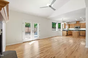 1852 Summer Pl, Talent, OR 97540 - Photo 10