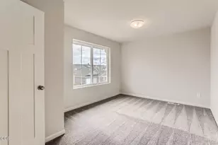 20683 Town Dr, Bend, OR 97701 - Photo 18