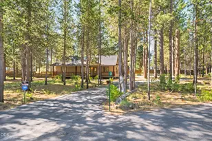 56718 Bandley Rd, Bend, OR 97707 - Photo 42