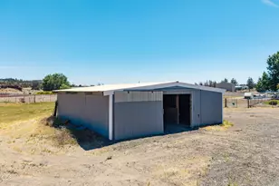 3099 NW Williams Way, Redmond, OR 97756 - Photo 40