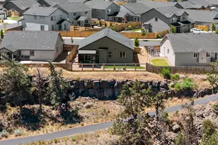 2347 NW Upas Wy, Redmond, OR 97756 - Photo 38