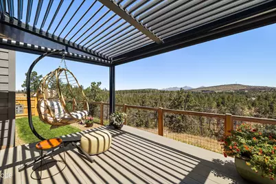 2347 NW Upas Way, Redmond, OR 97756 - Photo 2