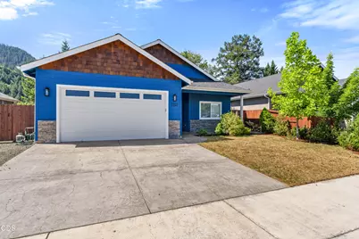 2113 SE Kayleigh Way, Grants Pass, OR 97526 - Photo 1