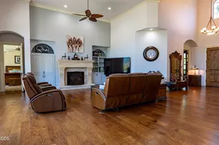 191 Foxwood Dr, Grants Pass, OR 97527 - Photo 6