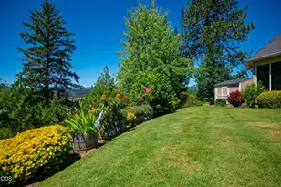 191 Foxwood Dr, Grants Pass, OR 97527 - Photo 52