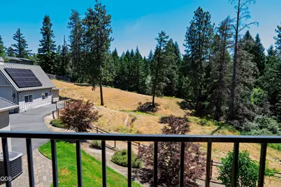 191 Foxwood Drive, Grants Pass, OR 97527 - Photo 38