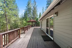 1281 N Pinnon Rd, Grants Pass, OR 97526 - Photo 32