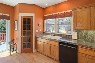 2331 NW Awbrey Rd, Bend, OR 97703 - Photo 10