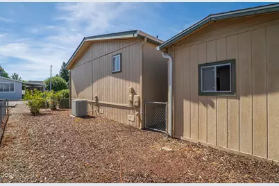 2395 Ryan Court, Grants Pass, OR 97527 - Photo 28
