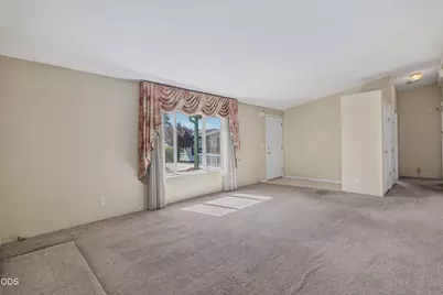 2395 Ryan Court, Grants Pass, OR 97527 - Photo 4