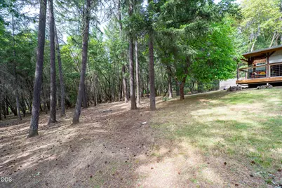 271 Highwood, Grants Pass, OR 97527 - Photo 60