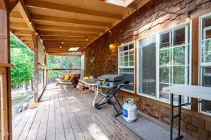 271 Highwood, Grants Pass, OR 97527 - Photo 46