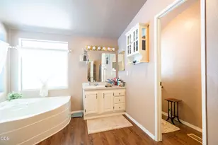 271 Highwood, Grants Pass, OR 97527 - Photo 24