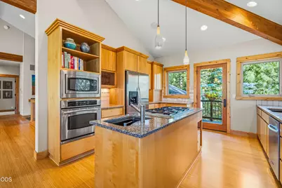 57733 Wallowa Loop, Sunriver, OR 97707 - Photo 24