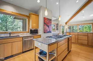 57733 Wallowa Loop, Sunriver, OR 97707 - Photo 26
