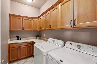 4643 Hathaway Drive, Medford, OR 97504 - Photo 28