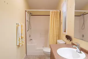 219 NW Creekside Dr, Grants Pass, OR 97526 - Photo 22