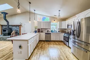 11550 Simpson Canyon Rd, Klamath Falls, OR 97601 - Photo 48