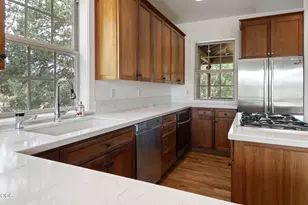 16927 Hwy 126, Sisters, OR 97759 - Photo 24