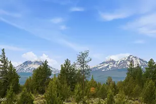 16927 Hwy 126, Sisters, OR 97759 - Photo 10