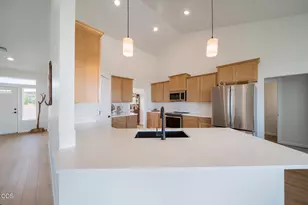 5101 SE Dixon Dr, Madras, OR 97741 - Photo 12