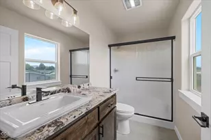 7869 Houston Loop, White City, OR 97503 - Photo 12