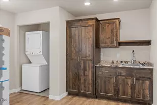 7869 Houston Loop, White City, OR 97503 - Photo 4