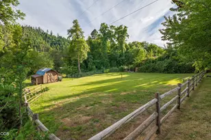 8489 Redwood Hwy, Wilderville, OR 97543 - Photo 6