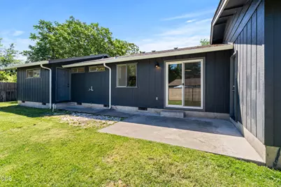 557 Glenn Way, Central Point, OR 97502 - Photo 24