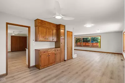 408 NE Hawthorne Avenue, Bend, OR 97701 - Photo 8