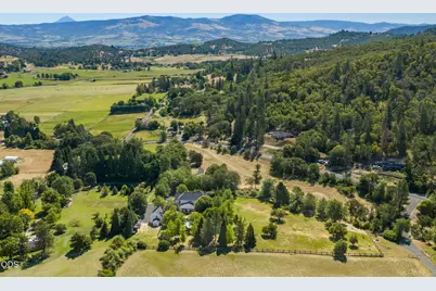 4244 Griffin Creek Road, Medford, OR 97501 - Photo 70