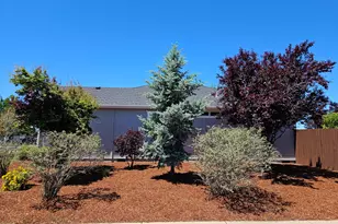 5545 Sturdivant, Klamath Falls, OR 97603 - Photo 4