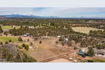 22305 Neff Road, Bend, OR 97701 - Photo 10