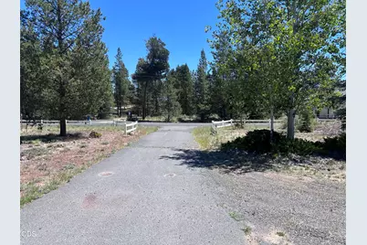 52643 Center Drive, La Pine, OR 97739 - Photo 2