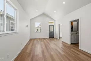 204 Gangnes Dr, Talent, OR 97540 - Photo 6