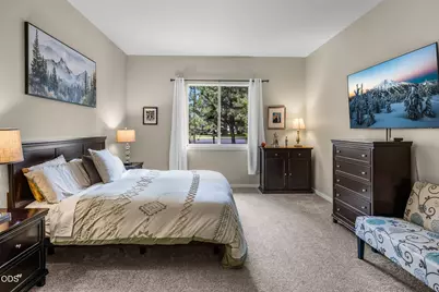 19465 Ironwood Circle, Bend, OR 97702 - Photo 18