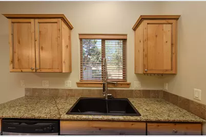 20000 Sorrento Place, Bend, OR 97702 - Photo 10