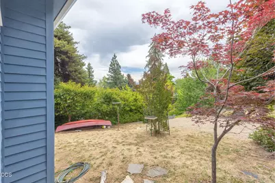 565 Henley Way, Ashland, OR 97520 - Photo 54