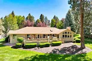20490 Timberline Ct, Bend, OR 97702 - Photo 32