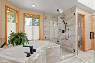 20490 Timberline Ct, Bend, OR 97702 - Photo 20
