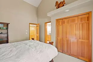 20490 Timberline Ct, Bend, OR 97702 - Photo 26