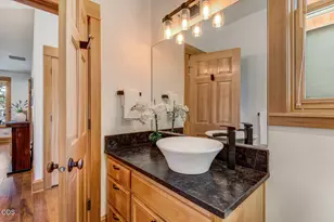 547 W Jefferson Ave, Sisters, OR 97759 - Photo 10
